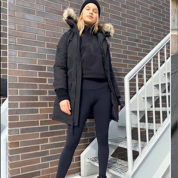 TNA Bancroft parka. Faux fur lining missing - Picture 5 of 5